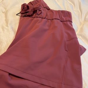 Lululemon Mauve Shorts 4/6
